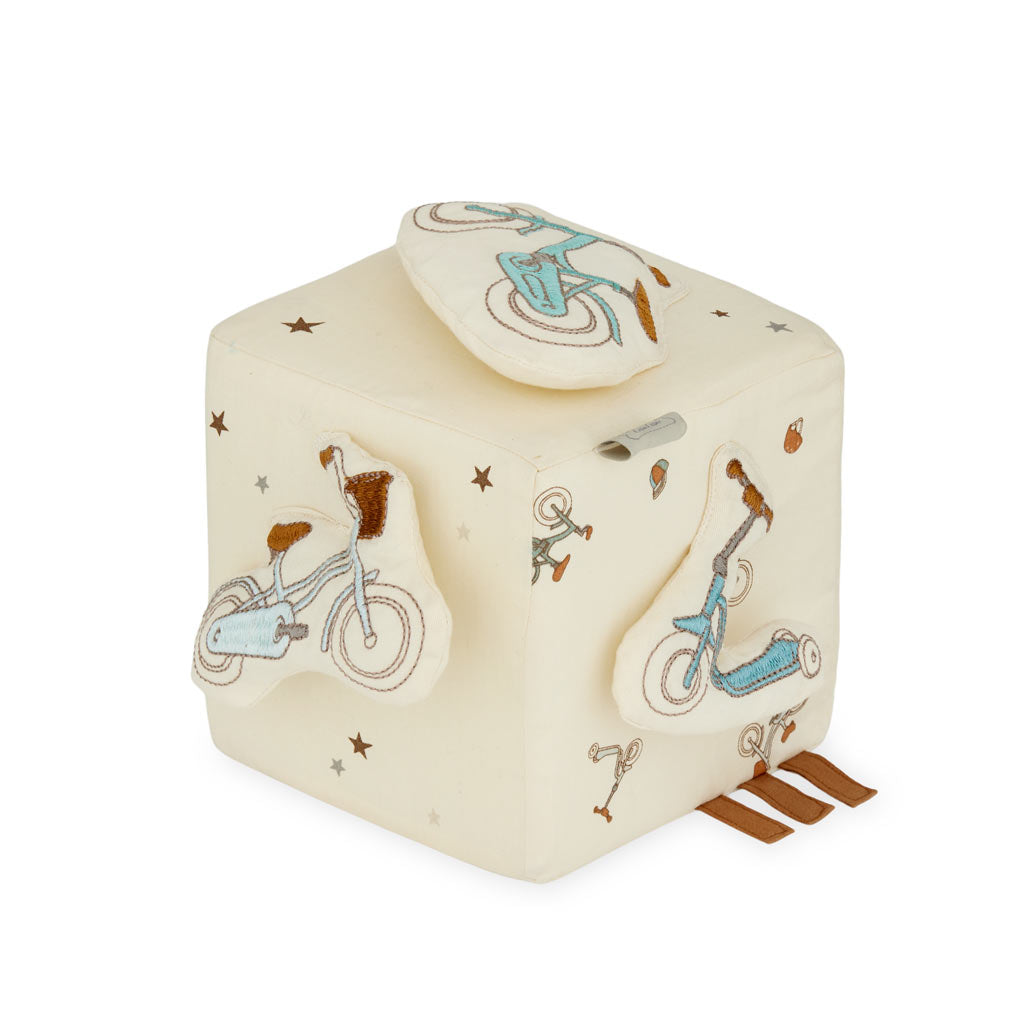 Activity Cube - OCS - Bicycles