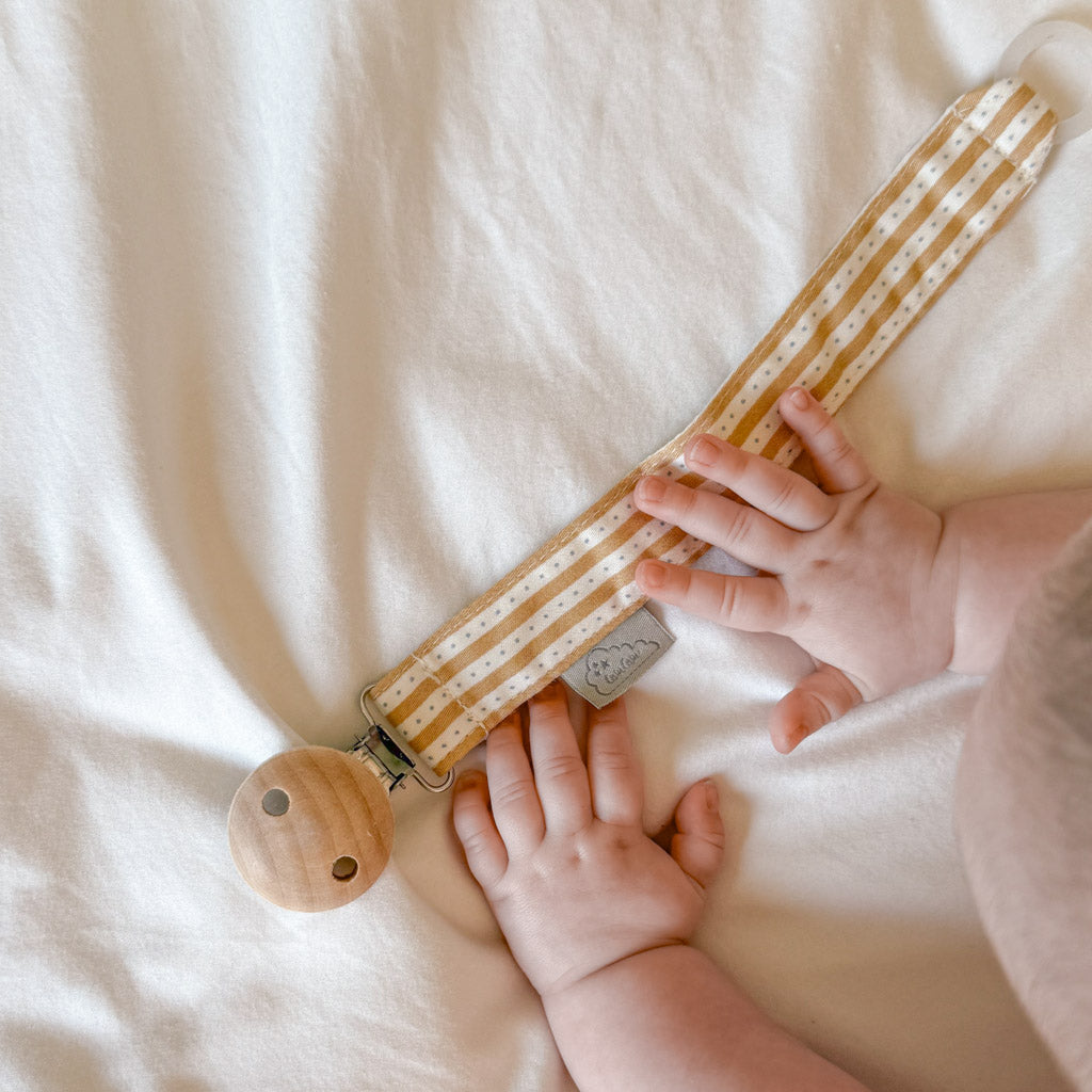 Pacifier Holder - GOTS - Oatfield